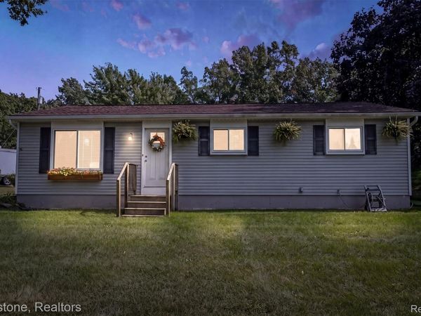 4895 Clarkston Road, Independence Township, Mi 48348