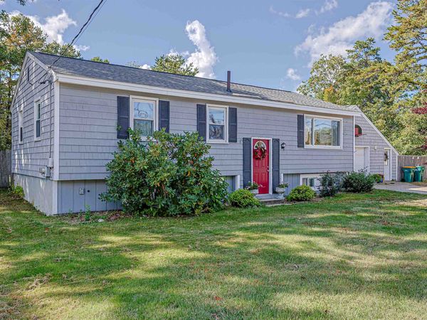 39 Salmon Falls Road, Rochester, NH 03868