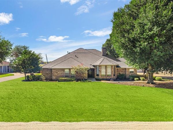 206 Cripple Creek Road, Glenn Heights, TX 75154