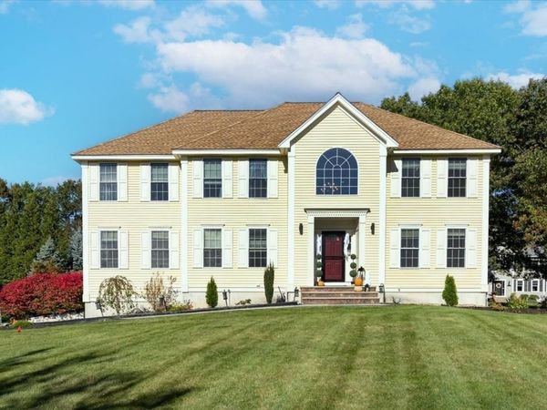 4 Hemlock Lane, Groveland, MA 01834