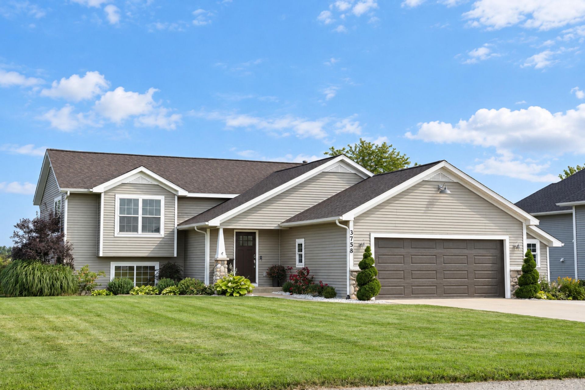3758 Caribou Drive, Zeeland, MI 49464 Main Photo