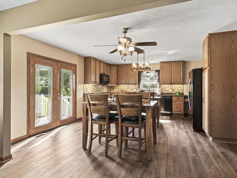 2256 Troy Road , Delaware, OH 43015 Photo 18