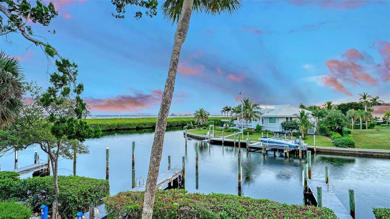 1916 Harbourside Drive, Unit 804, Longboat Key, FL 34228 Photo
