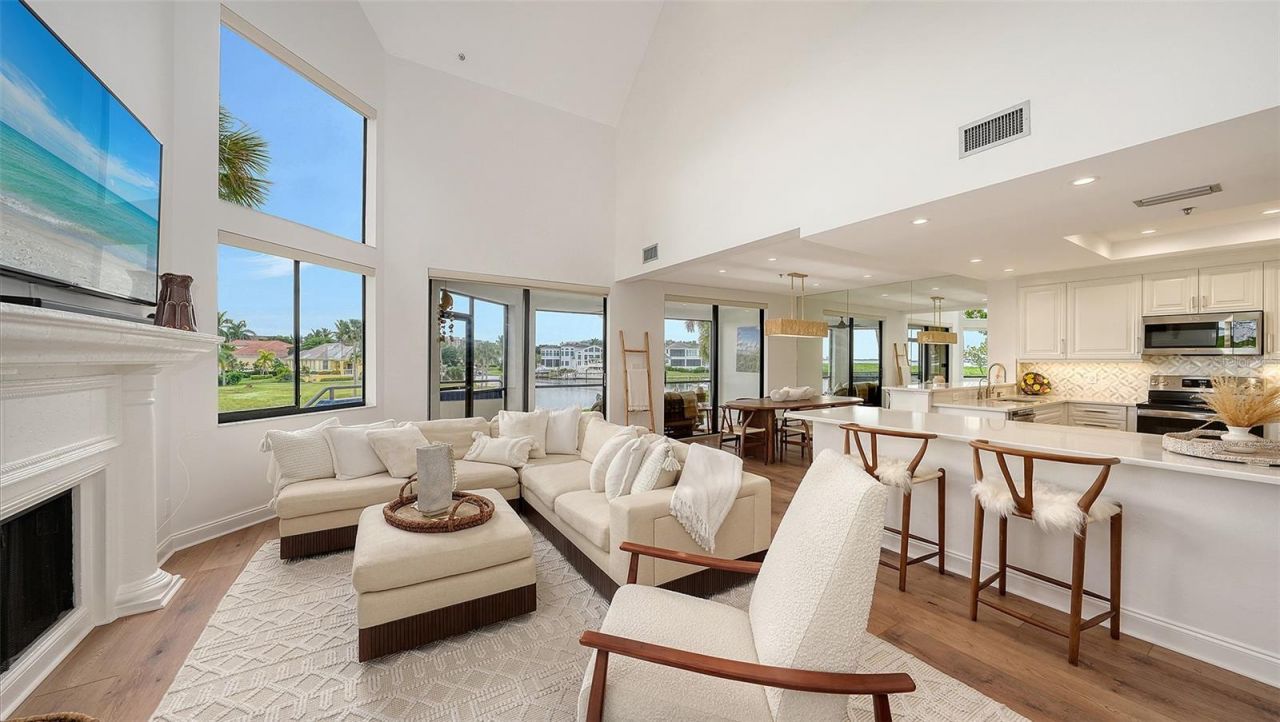 1916 Harbourside Drive, Unit 804, Longboat Key, FL 34228 Photo