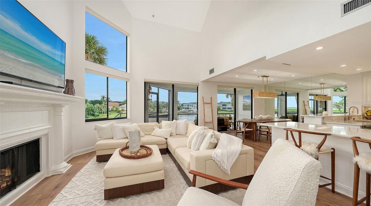 1916 Harbourside Drive, Unit 804, Longboat Key, FL 34228 Photo