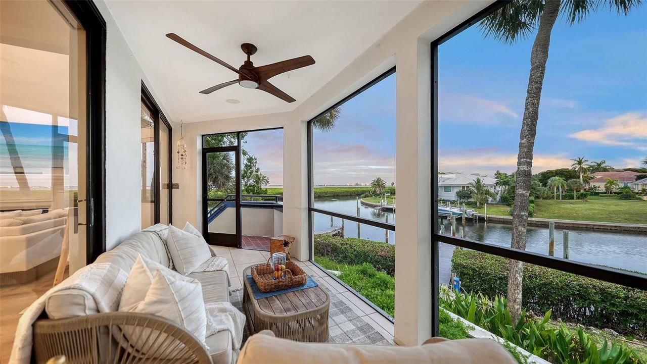 1916 Harbourside Drive, Unit 804, Longboat Key, FL 34228 Photo