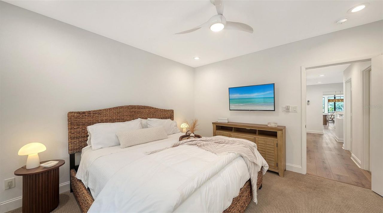 1916 Harbourside Drive, Unit 804, Longboat Key, FL 34228 Photo