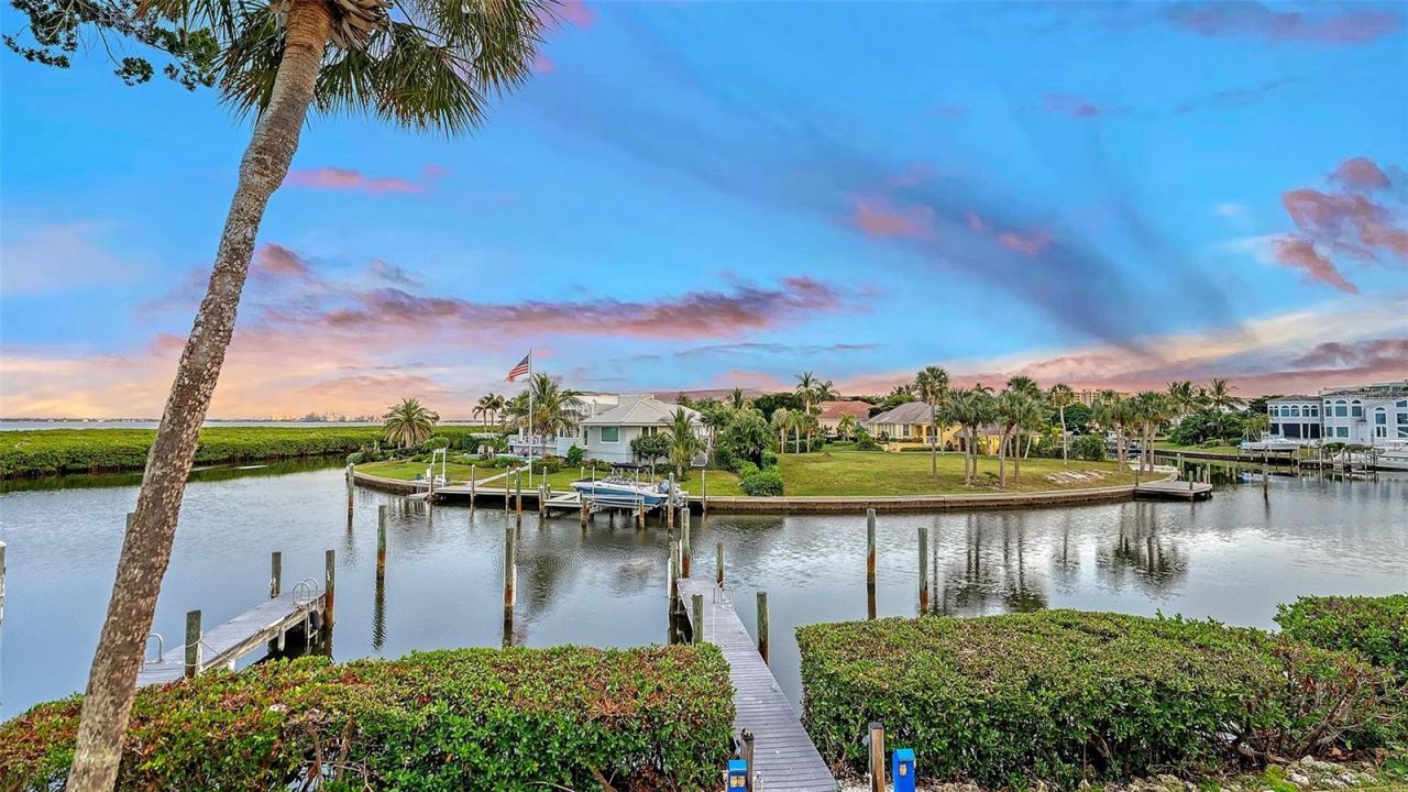 1916 Harbourside Drive, Unit 804, Longboat Key, FL 34228 Photo