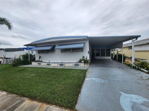 5317 CHATEAU LANE , BRADENTON, FL 34207