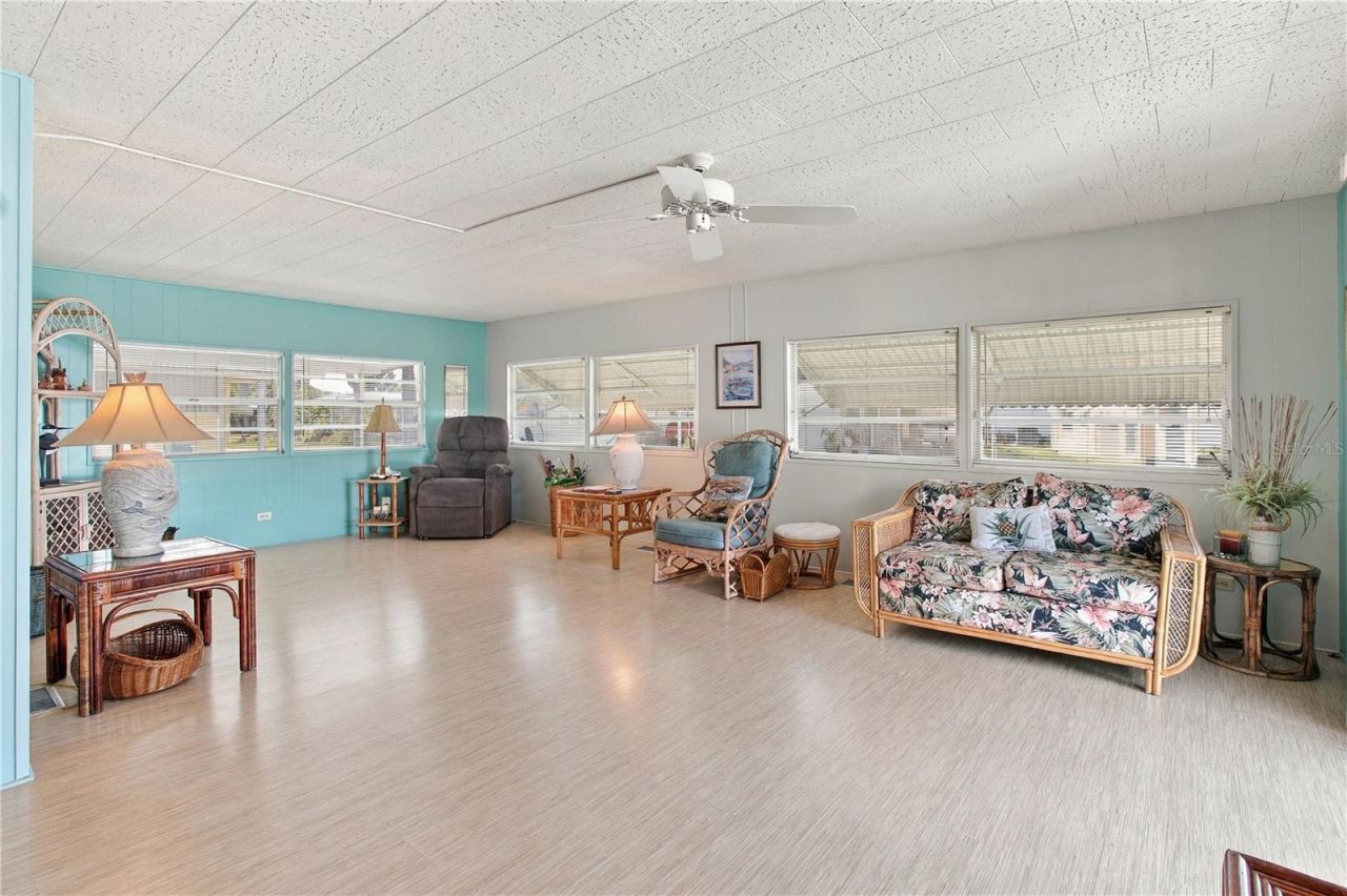 5317 Chateau Lane, Bradenton, FL 34207 Photo
