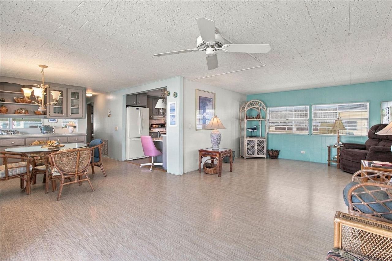 5317 Chateau Lane, Bradenton, FL 34207 Photo