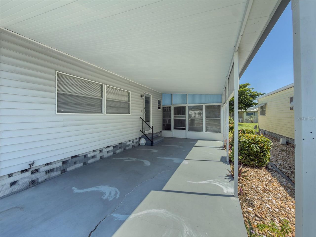 5317 Chateau Lane, Bradenton, FL 34207 Photo