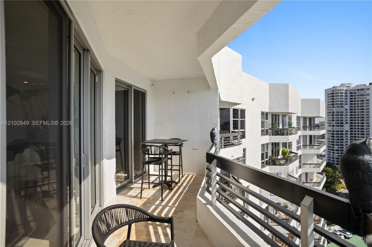 3600 Mystic Pointe Dr , Unit PH-16, Aventura, FL 33180 Photo