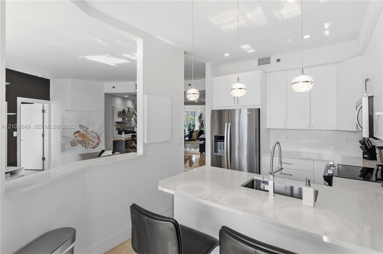 3600 Mystic Pointe Dr , Unit PH-16, Aventura, FL 33180 Photo
