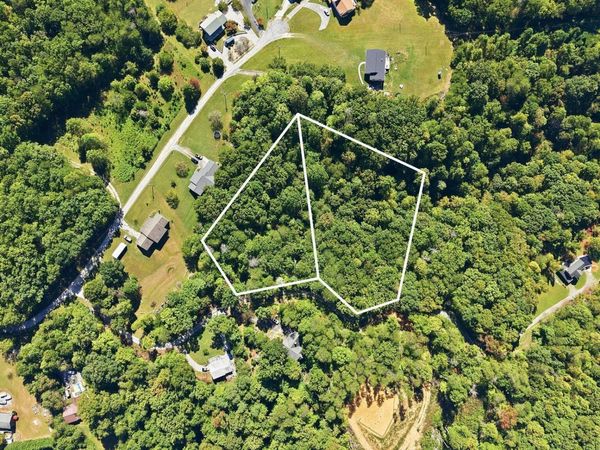 19 Roy Lee Way, Seymour, TN 37865