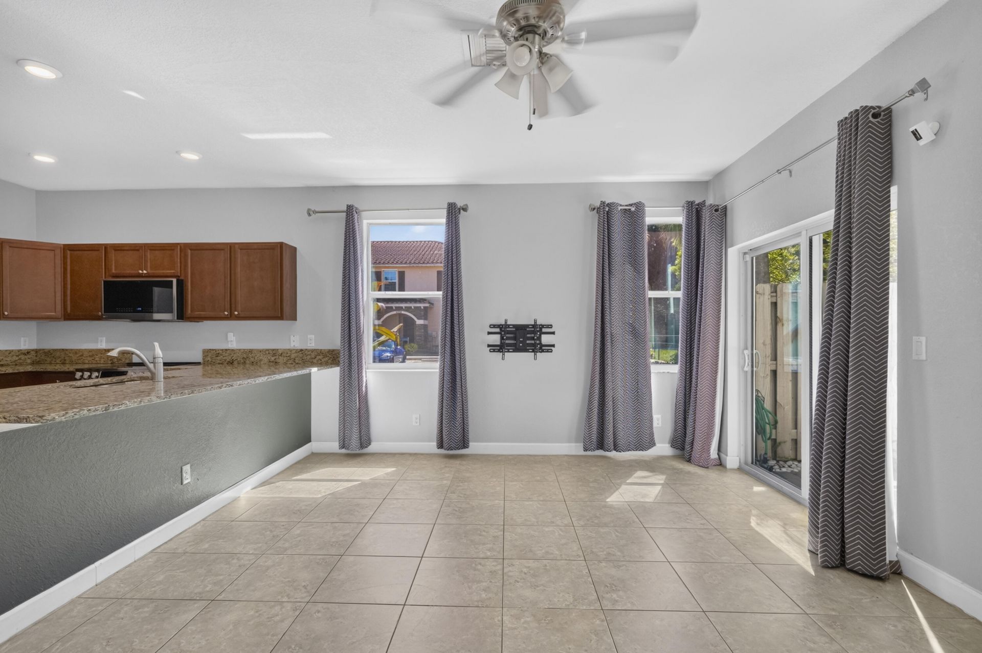 4305 Maybelle Lane, West Palm Beach, FL 33417 Photo