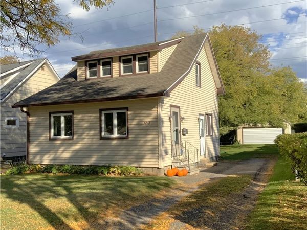 660 Bennington Dr , Greece, NY 14616