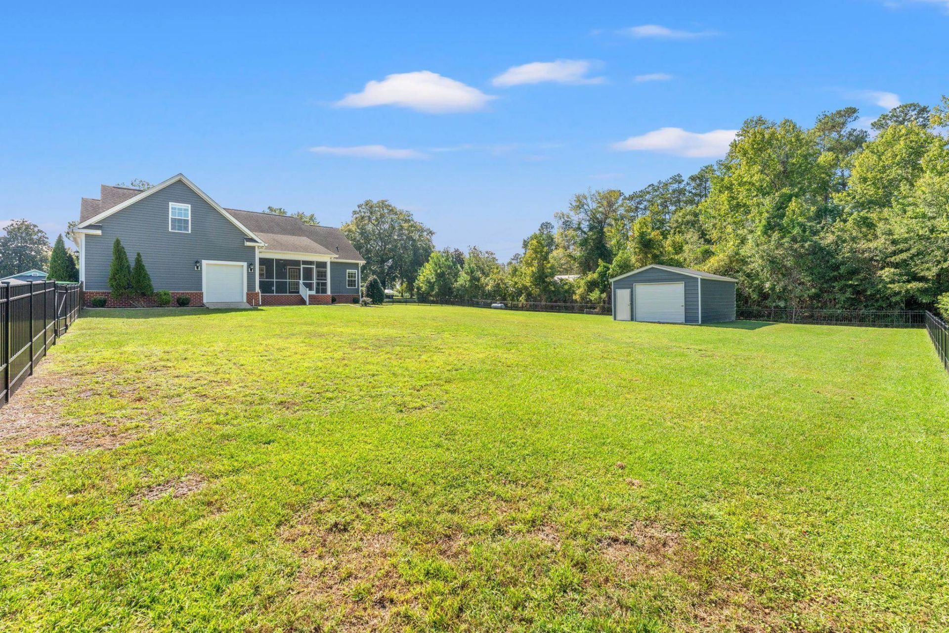 939 Maple St.  Photo 35