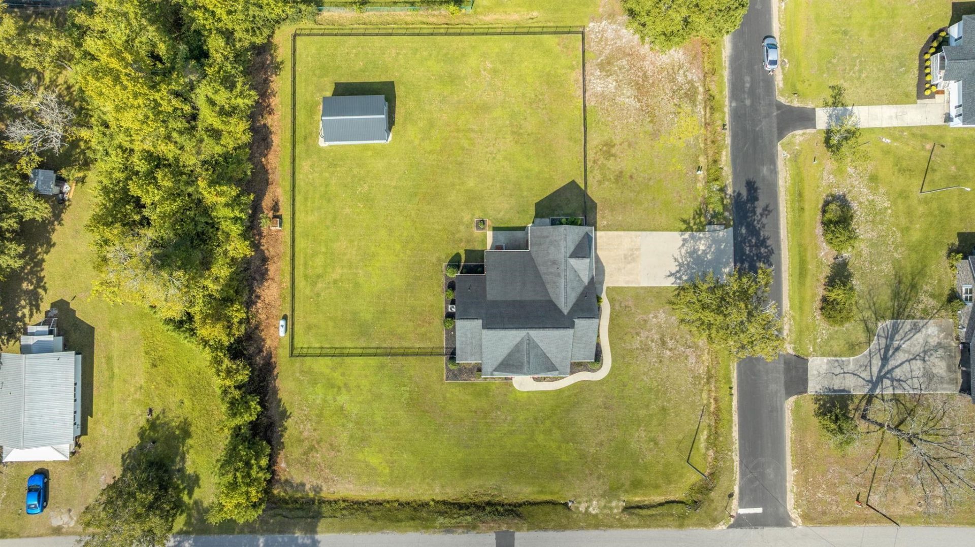 939 Maple St.  Photo 39