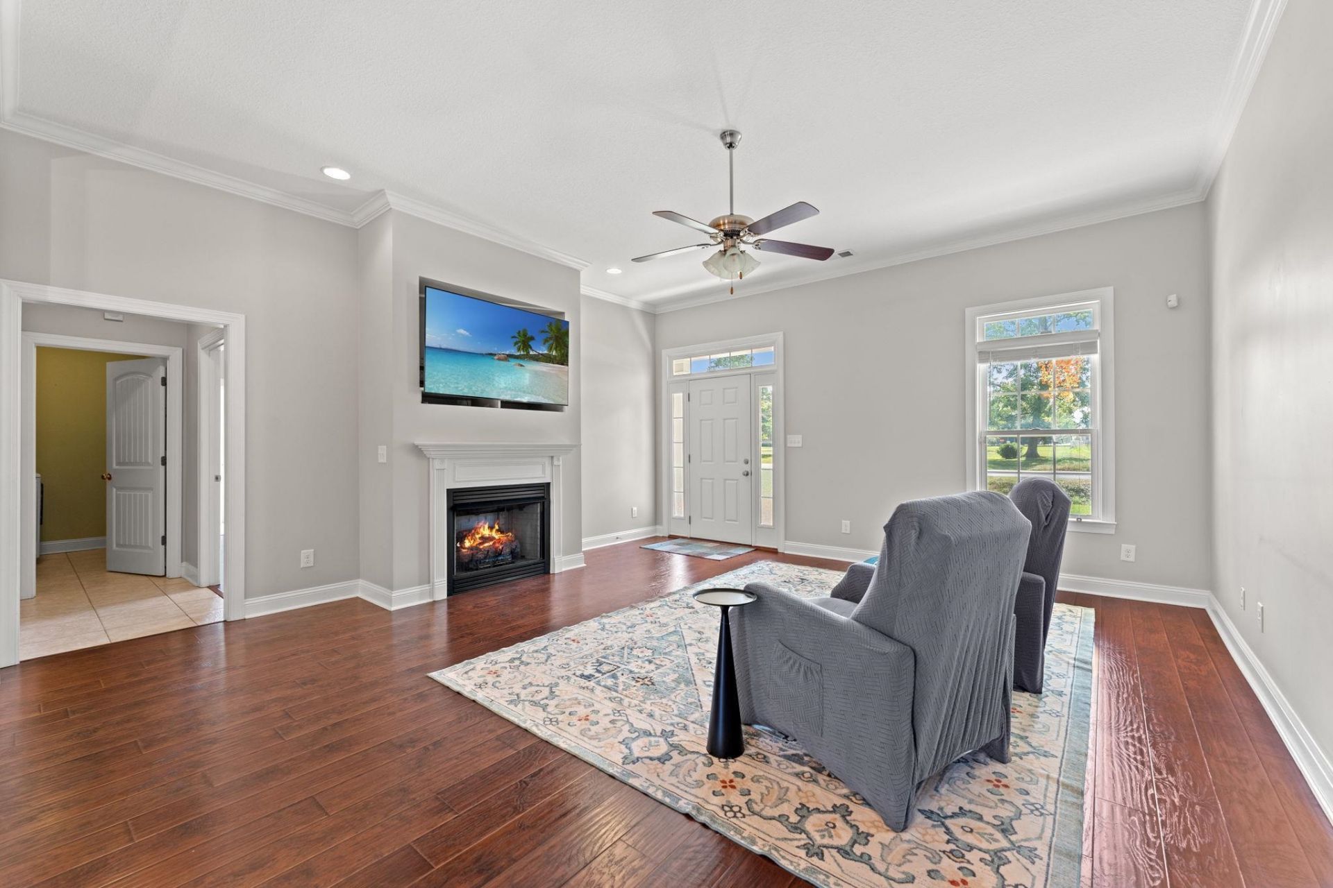 939 Maple St.  Photo 9