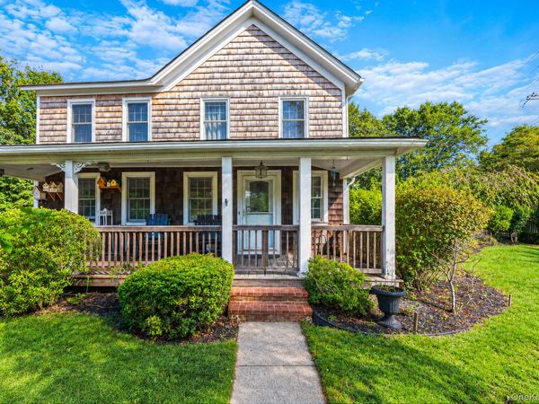 12 Collins Avenue , East Hampton, NY 11937