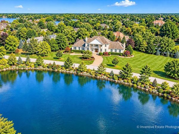 7 Willow Bay Drive , South Barrington, IL 60010
