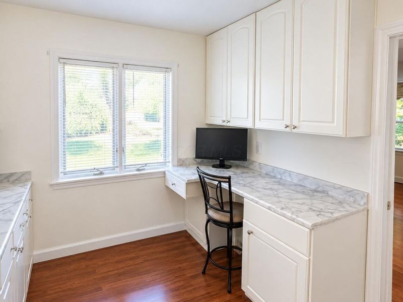 5124 Northcliff Loop W, Columbus, OH 43229 Photo 6