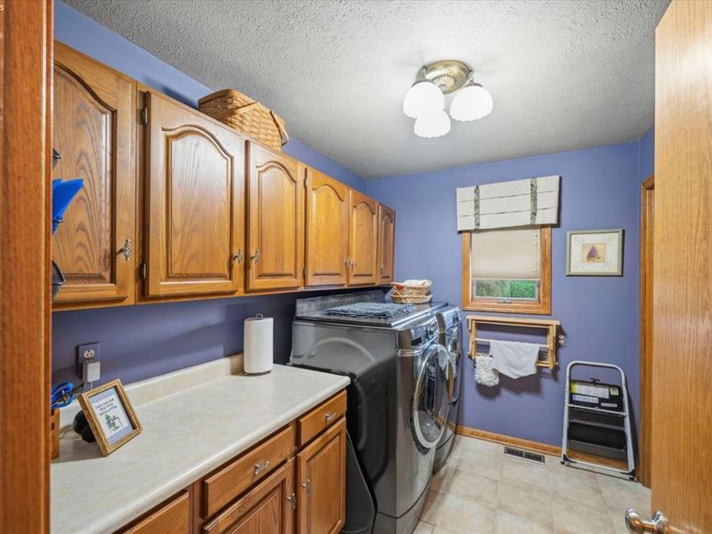 420 W Jamestown Avenue, Tiffin, OH 44883 Photo 8