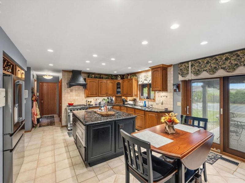 420 W Jamestown Avenue, Tiffin, OH 44883 Photo 9