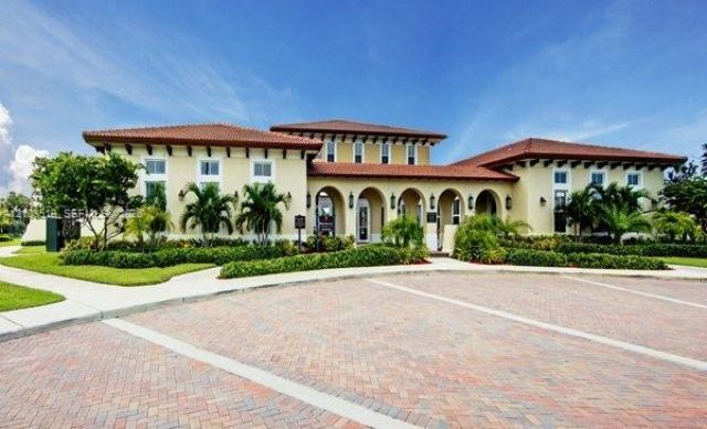 8879 SW 227th Ter , Cutler Bay, FL 33190 Photo