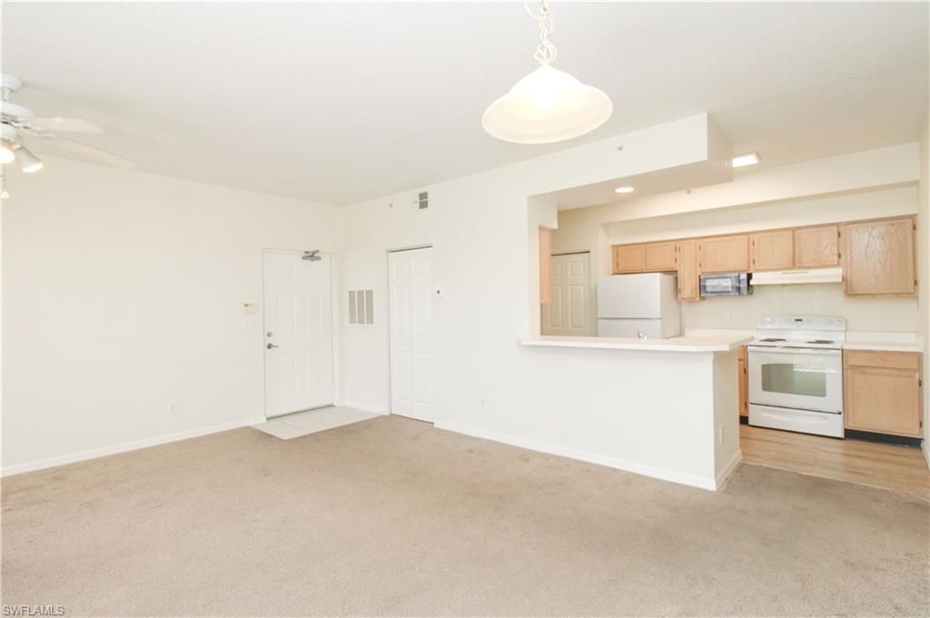 4630 Saint Croix Ln , Unit 827, Naples, FL 34109 Photo