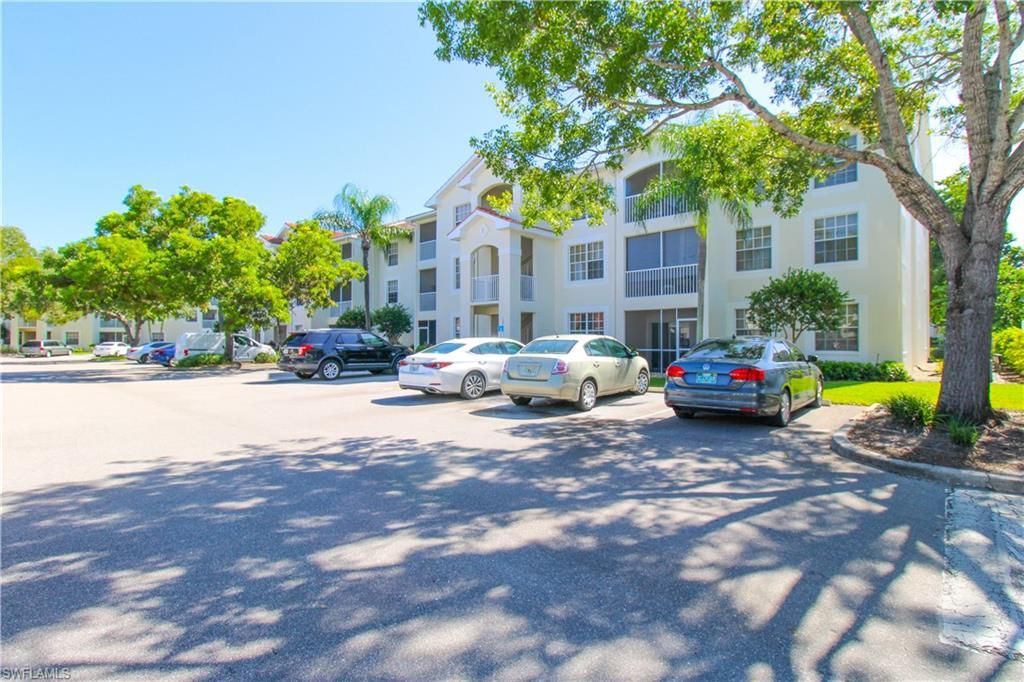 4630 Saint Croix Ln , Unit 827, Naples, FL 34109 Photo