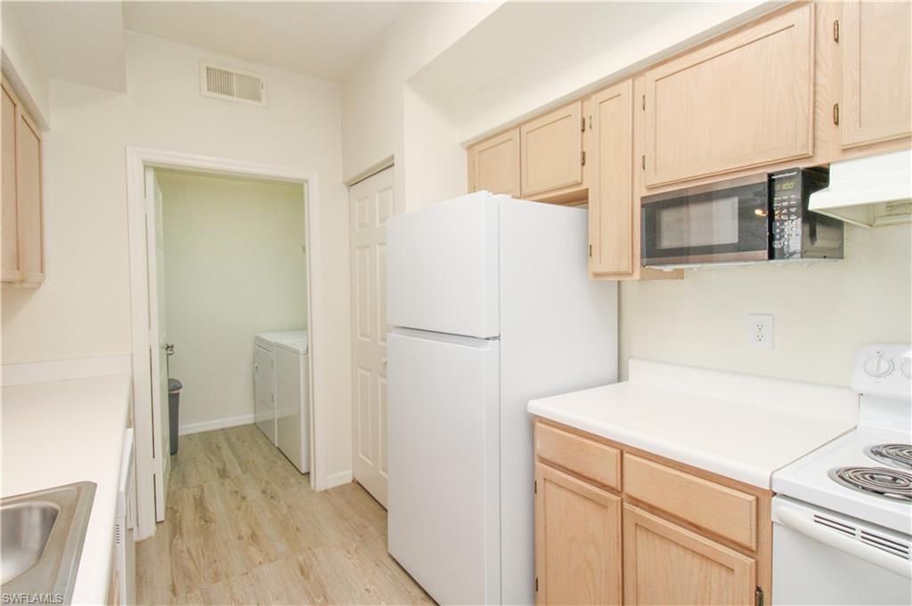 4630 Saint Croix Ln , Unit 827, Naples, FL 34109 Photo