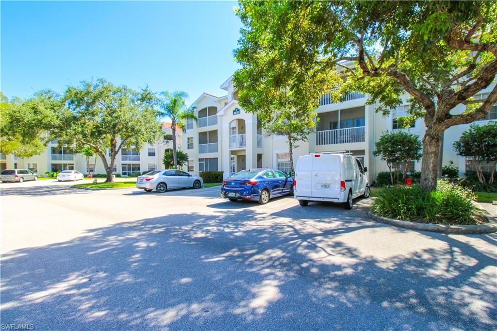 4630 Saint Croix Ln , Unit 827, Naples, FL 34109 Photo