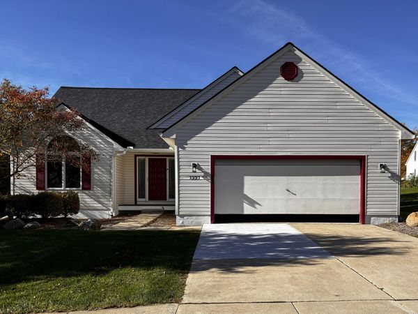 1227 Colony Drive, Saline, MI 48176