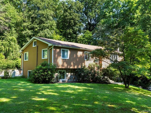 137 W Shore Drive, Putnam Valley, NY 10579