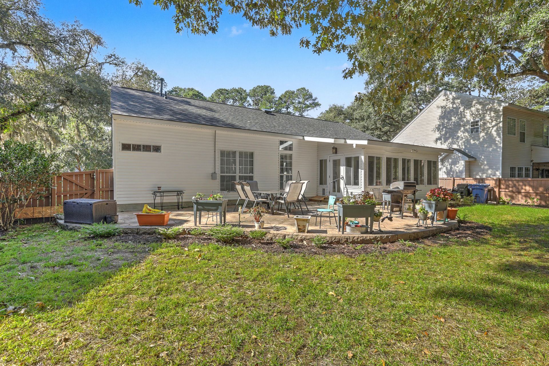 8656 Hickory Creek Lane Photo 32