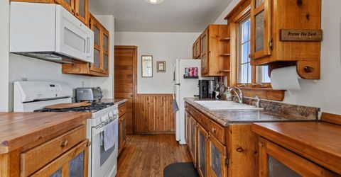 30 Locust Drive, Yerington, NV 89447 Photo