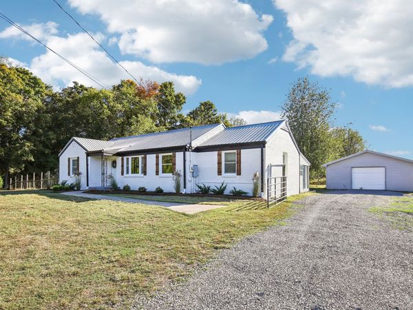 3116 Ivey Point Rd , Goodlettsville, TN 37072
