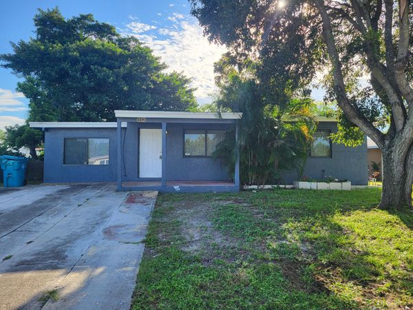 3390 ORANGE Street, Boynton Beach, FL 33435