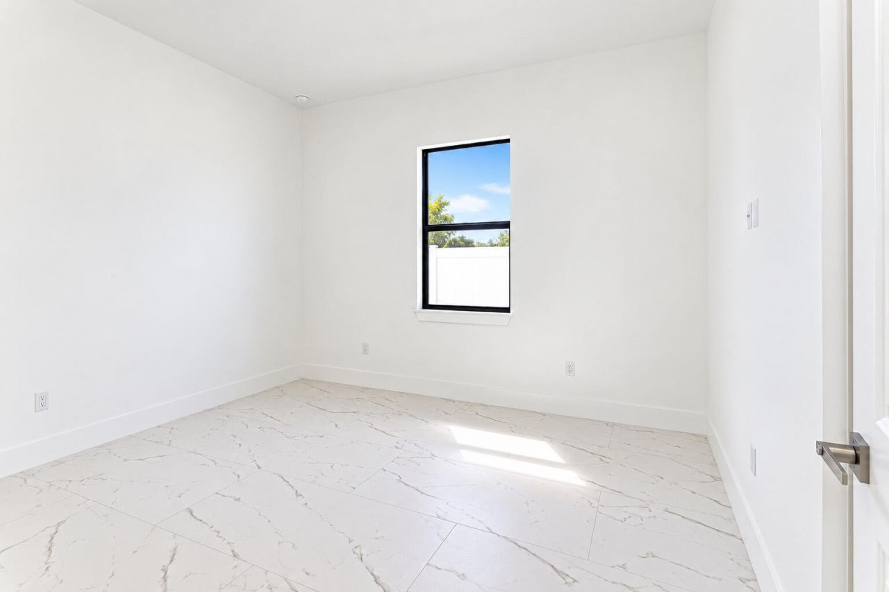 2367 E Faith Avenue, Schall Circle, FL 33417 Photo