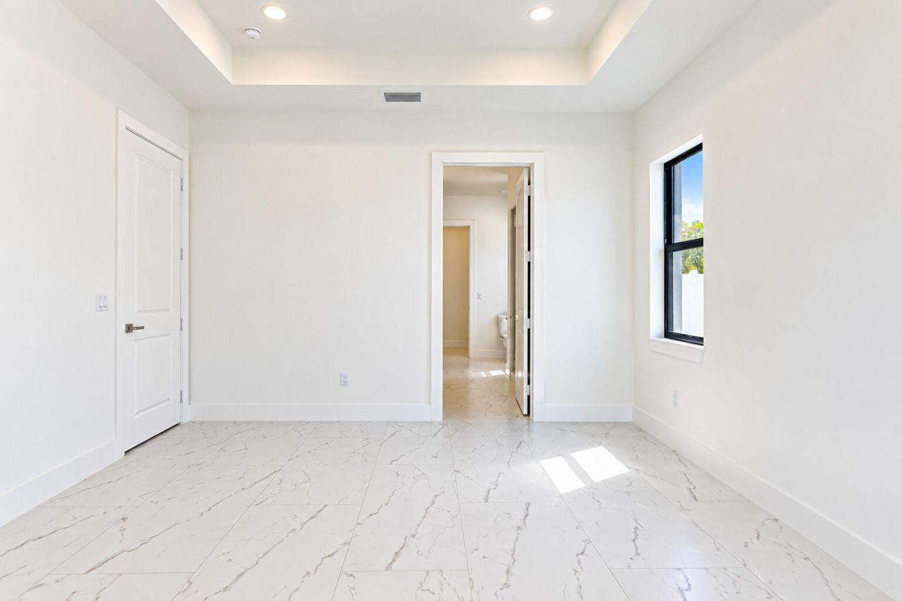 2367 E Faith Avenue, Schall Circle, FL 33417 Photo