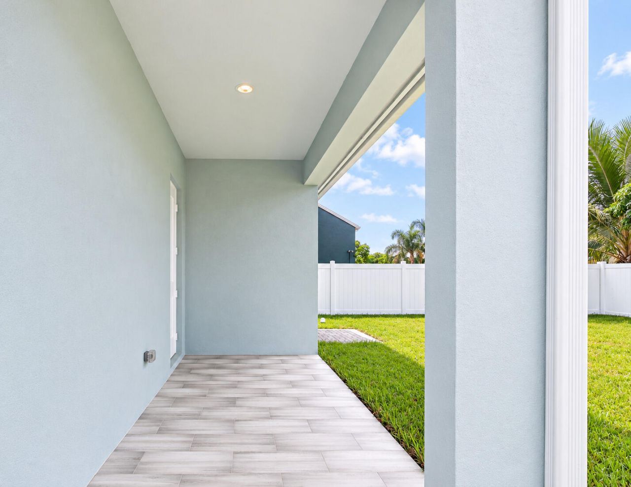 2367 E Faith Avenue, Schall Circle, FL 33417 Photo