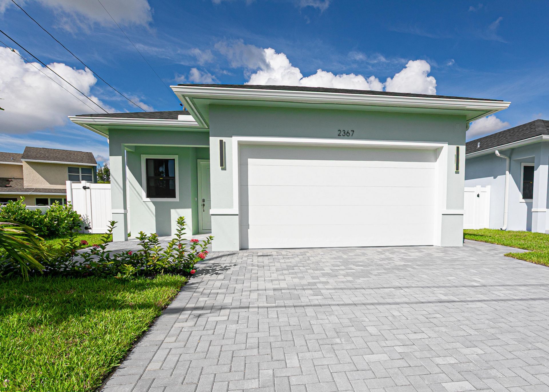 2367 E Faith Avenue, Schall Circle, FL 33417 Photo