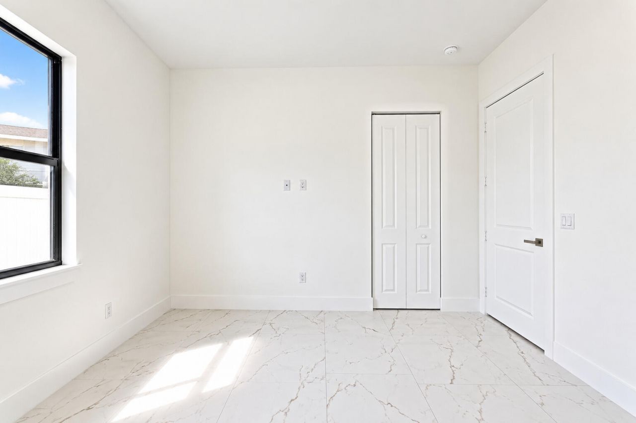 2367 E Faith Avenue, Schall Circle, FL 33417 Photo
