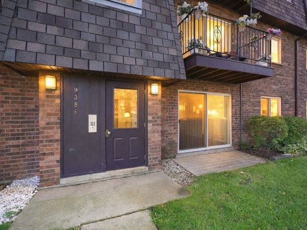 9386 Bay Colony Drive , Unit 1S, Des Plaines, IL 60016