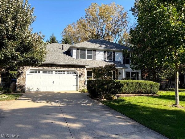 3453 Barrington Drive, Avon, OH 44011