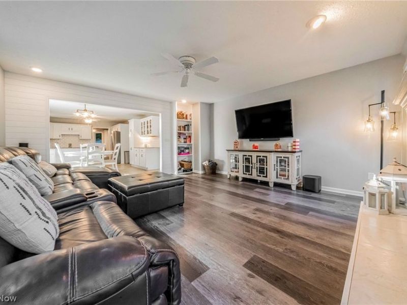 3453 Barrington Drive, Avon, OH 44011 Photo 11