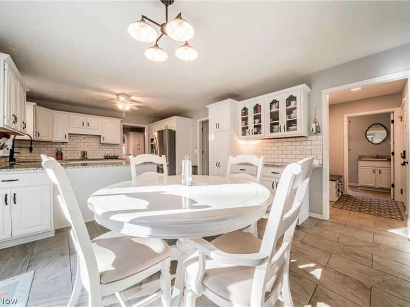 3453 Barrington Drive, Avon, OH 44011 Photo 8