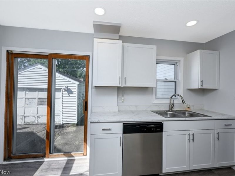 2564 8th Street, Cuyahoga Falls, OH 44221 Photo 12